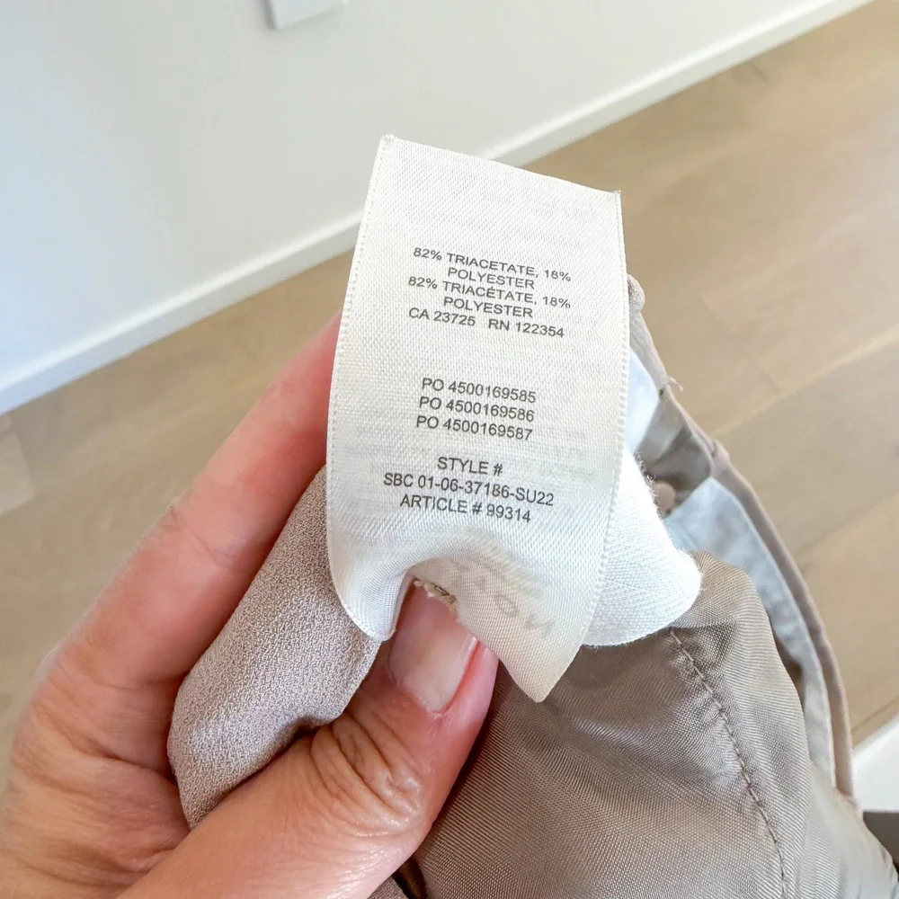 Aritzia Babaton Pleated Mini Shorts 3